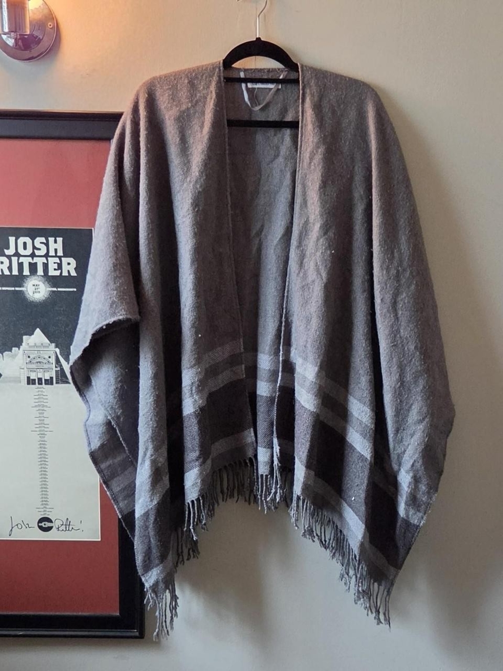Liz Claiborne Gray Fringe Throw Shawl